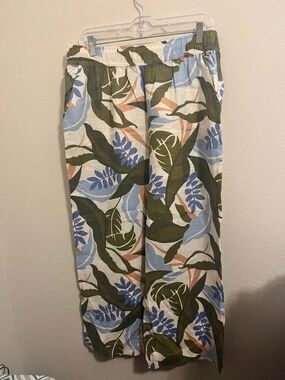 Tahari Linen pants